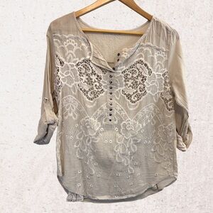 Angela Mara Cream Embroidered Buttoned Blouse